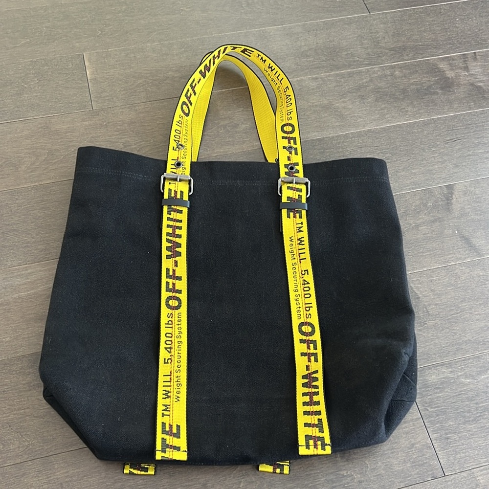 Off-White tote bag NWT